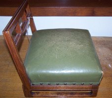 Thomas Jeckyll for Gillows. important pair of Anglo-Japanese stools - Thumbnail 5
