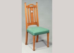 J. S. Henry (possibly). A set of six Arts & Crafts Oak and inlaid dining chairs - Thumbnail 2