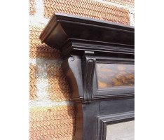 W J Estall (possibly). ebonised Anglo-Japanese cabinet of supreme quality with Amboyna serving area - Thumbnail 6