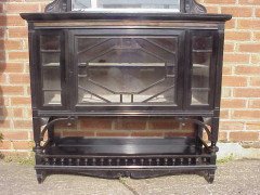 W J Estall (possibly). ebonised Anglo-Japanese cabinet of supreme quality with Amboyna serving area - Thumbnail 14