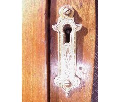 E. W. Godwin. A rare Anglo-Japanese walnut and lacquer side cabinet - Thumbnail 17