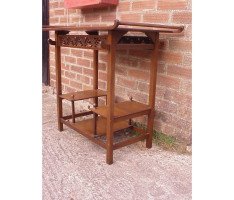 Heals of London. An Anglo-Japanese walnut 'Pagoda' side table - Thumbnail 3