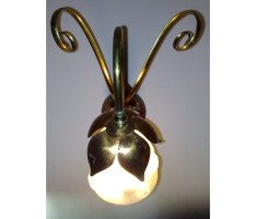 W. A. S. Benson. A pair of Arts & Crafts copper and brass wall lights - Thumbnail 2