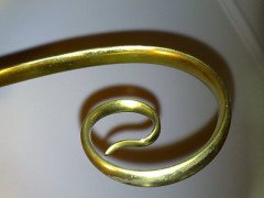 W. A. S. Benson. A pair of Arts & Crafts copper and brass wall lights - Thumbnail 5