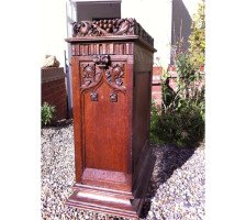 An important Gothic Revival Oak bracket clock from Middlesex Guildhall - Thumbnail 18