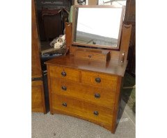 Maple & Co., an Arts & Crafts Oak Bedroom Suite - Thumbnail 4
