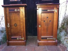 Lamb of Manchester. A near pair of superior quality Aesthetic Movement bedside cabinets. - Thumbnail 1