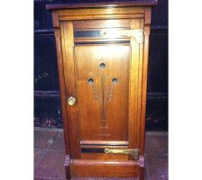 Lamb of Manchester. A near pair of superior quality Aesthetic Movement bedside cabinets. - Thumbnail 7
