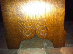 Lamb of Manchester. A near pair of superior quality Aesthetic Movement bedside cabinets. - Thumbnail 27