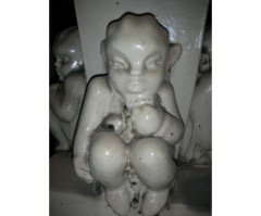 Leftco. A humorous planter with four little Elves - Thumbnail 5