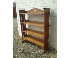 Wylie & Lochhead. An Arts & Crafts Oak adjustable bookcase - Thumbnail 2