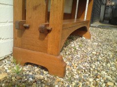 Wylie & Lochhead. An Arts & Crafts Oak adjustable bookcase - Thumbnail 7