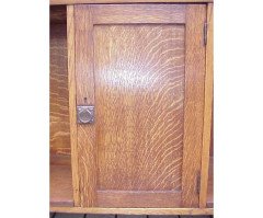 Liberty & Co. A Oak bookcase with squashed heart - Thumbnail 4