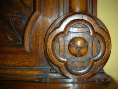 Edwards and Roberts. A Gothic revival Oak sideboard/buffet - Thumbnail 9