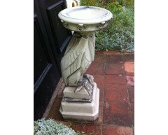 Rare set of stoneware garden ornaments and matching bird bath - Thumbnail 3