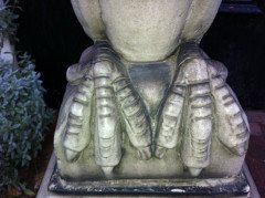 Rare set of stoneware garden ornaments and matching bird bath - Thumbnail 12