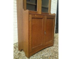 Arthur Simpson. A good early Arts & Crafts Oak bookcase - Thumbnail 10