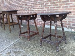 John Henry Chamberlain Attributed, for Pluknett and Steevens. A pair of almost identical Gothic Revival side table - Thumbnail 3