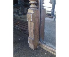 A Large Gothic Revival Gilt and Incised Mirror - Thumbnail 19