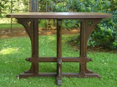 A top quality Gothic Revival Oak library table - Thumbnail 5