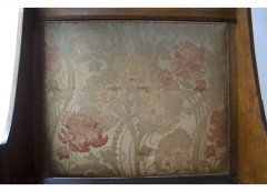 Liberty & Co. An Arts & Crafts Oak settle with fabric of The Silver Studio's - Thumbnail 3