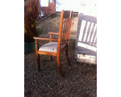 Shapland & Petter. An Arts & Crafts Oak Armchair - Thumbnail 3